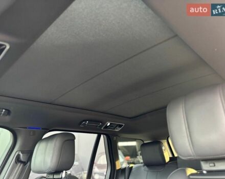 Белый Ленд Ровер Рендж Ровер, объемом двигателя 5 л и пробегом 72 тыс. км за 75990 $, фото 29 на Automoto.ua