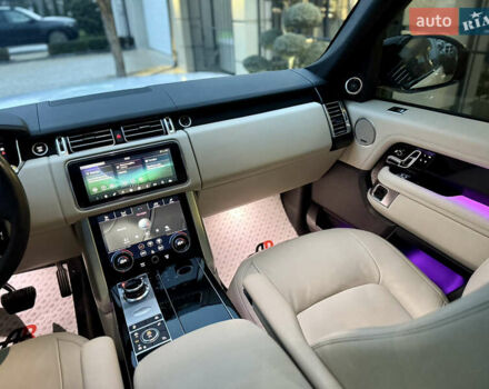Белый Ленд Ровер Рендж Ровер, объемом двигателя 3 л и пробегом 98 тыс. км за 89000 $, фото 37 на Automoto.ua