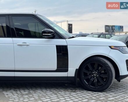 Белый Ленд Ровер Рендж Ровер, объемом двигателя 5 л и пробегом 72 тыс. км за 75990 $, фото 12 на Automoto.ua