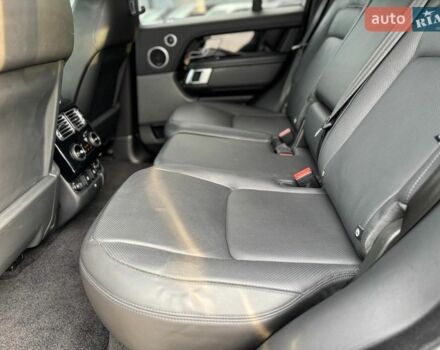 Белый Ленд Ровер Рендж Ровер, объемом двигателя 5 л и пробегом 72 тыс. км за 75990 $, фото 34 на Automoto.ua