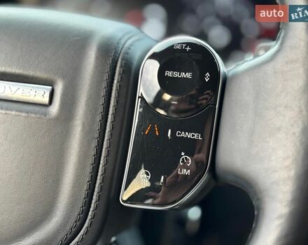 Белый Ленд Ровер Рендж Ровер, объемом двигателя 5 л и пробегом 72 тыс. км за 75990 $, фото 38 на Automoto.ua