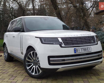 Белый Ленд Ровер Рендж Ровер, объемом двигателя 4.39 л и пробегом 115 тыс. км за 137000 $, фото 8 на Automoto.ua