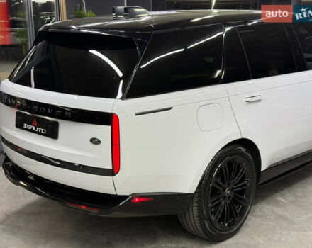 Білий Ленд Ровер Рендж Ровер, об'ємом двигуна 4.39 л та пробігом 51 тис. км за 150000 $, фото 15 на Automoto.ua