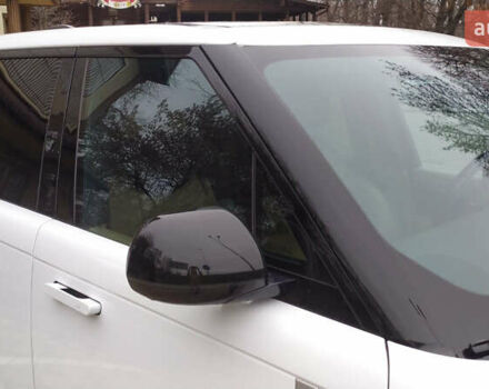 Белый Ленд Ровер Рендж Ровер, объемом двигателя 4.39 л и пробегом 115 тыс. км за 137000 $, фото 10 на Automoto.ua