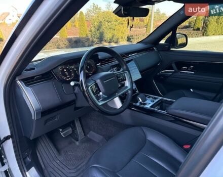 Білий Ленд Ровер Рендж Ровер, об'ємом двигуна 3 л та пробігом 55 тис. км за 145000 $, фото 16 на Automoto.ua