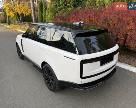 Білий Ленд Ровер Рендж Ровер, об'ємом двигуна 4.4 л та пробігом 44 тис. км за 163000 $, фото 10 на Automoto.ua