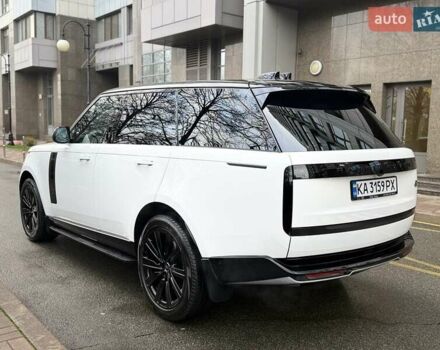 Білий Ленд Ровер Рендж Ровер, об'ємом двигуна 4.4 л та пробігом 47 тис. км за 163000 $, фото 6 на Automoto.ua