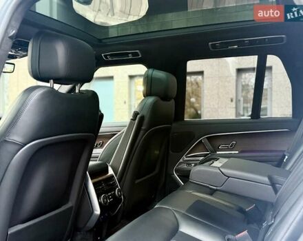 Білий Ленд Ровер Рендж Ровер, об'ємом двигуна 4.4 л та пробігом 47 тис. км за 163000 $, фото 18 на Automoto.ua