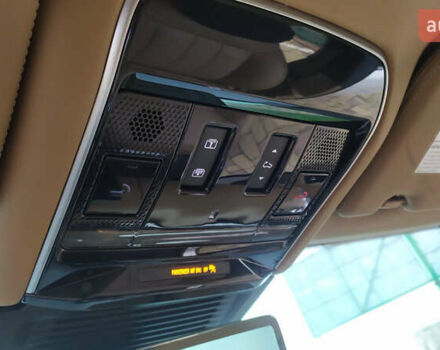 Белый Ленд Ровер Рендж Ровер, объемом двигателя 4.39 л и пробегом 115 тыс. км за 137000 $, фото 39 на Automoto.ua