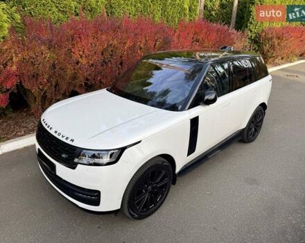Білий Ленд Ровер Рендж Ровер, об'ємом двигуна 4.4 л та пробігом 44 тис. км за 163000 $, фото 13 на Automoto.ua