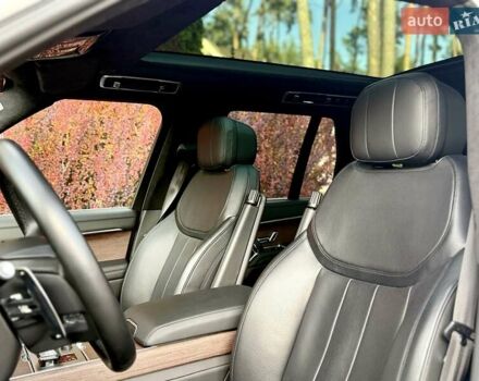 Білий Ленд Ровер Рендж Ровер, об'ємом двигуна 4.4 л та пробігом 44 тис. км за 163000 $, фото 19 на Automoto.ua