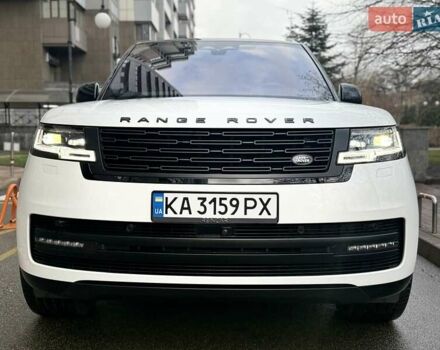 Білий Ленд Ровер Рендж Ровер, об'ємом двигуна 4.4 л та пробігом 47 тис. км за 163000 $, фото 3 на Automoto.ua