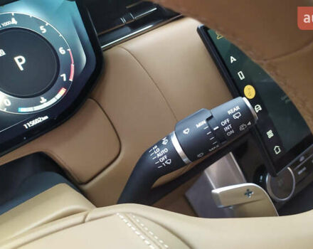 Белый Ленд Ровер Рендж Ровер, объемом двигателя 4.39 л и пробегом 115 тыс. км за 137000 $, фото 37 на Automoto.ua