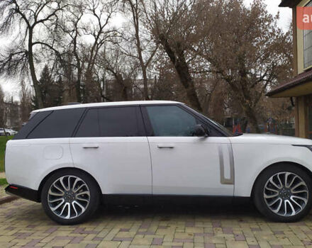 Белый Ленд Ровер Рендж Ровер, объемом двигателя 4.39 л и пробегом 115 тыс. км за 137000 $, фото 7 на Automoto.ua