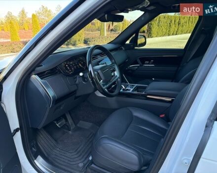 Білий Ленд Ровер Рендж Ровер, об'ємом двигуна 3 л та пробігом 55 тис. км за 145000 $, фото 15 на Automoto.ua