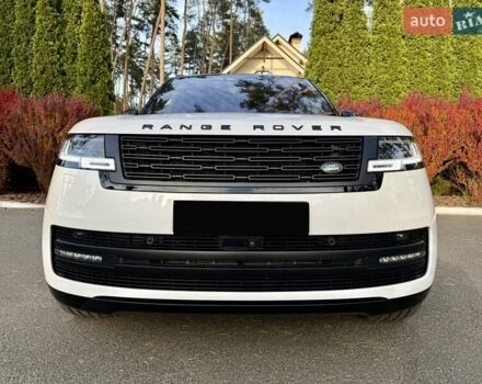 Білий Ленд Ровер Рендж Ровер, об'ємом двигуна 4.4 л та пробігом 44 тис. км за 163000 $, фото 5 на Automoto.ua