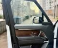 Білий Ленд Ровер Рендж Ровер, об'ємом двигуна 4.4 л та пробігом 47 тис. км за 163000 $, фото 15 на Automoto.ua