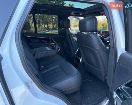 Білий Ленд Ровер Рендж Ровер, об'ємом двигуна 3 л та пробігом 55 тис. км за 145000 $, фото 32 на Automoto.ua