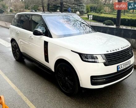 Білий Ленд Ровер Рендж Ровер, об'ємом двигуна 4.4 л та пробігом 47 тис. км за 163000 $, фото 10 на Automoto.ua