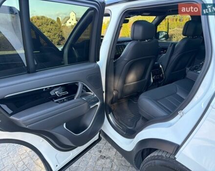 Білий Ленд Ровер Рендж Ровер, об'ємом двигуна 3 л та пробігом 55 тис. км за 145000 $, фото 29 на Automoto.ua