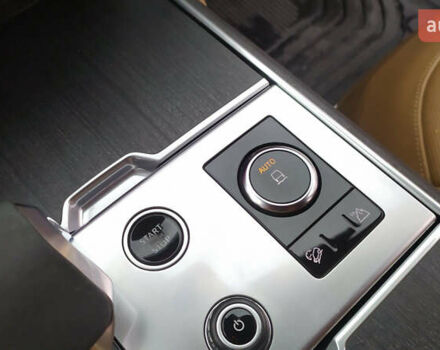 Белый Ленд Ровер Рендж Ровер, объемом двигателя 4.39 л и пробегом 115 тыс. км за 137000 $, фото 31 на Automoto.ua