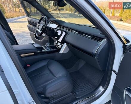 Білий Ленд Ровер Рендж Ровер, об'ємом двигуна 3 л та пробігом 55 тис. км за 145000 $, фото 25 на Automoto.ua