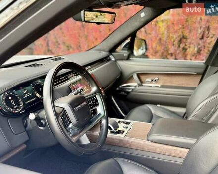 Білий Ленд Ровер Рендж Ровер, об'ємом двигуна 4.4 л та пробігом 44 тис. км за 163000 $, фото 24 на Automoto.ua