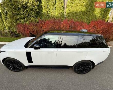 Білий Ленд Ровер Рендж Ровер, об'ємом двигуна 4.4 л та пробігом 44 тис. км за 163000 $, фото 11 на Automoto.ua