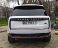 Белый Ленд Ровер Рендж Ровер, объемом двигателя 4.39 л и пробегом 115 тыс. км за 137000 $, фото 4 на Automoto.ua