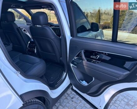 Белый Ленд Ровер Рендж Ровер, объемом двигателя 3 л и пробегом 55 тыс. км за 140000 $, фото 33 на Automoto.ua