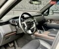 Ленд Ровер Рендж Ровер 2022 в Киеве на Automoto.ua Белый Ленд Ровер Рендж Ровер, объемом двигателя 4.4 л и пробегом 44 тыс. км за 167777 $, фото 7 на Automoto.ua