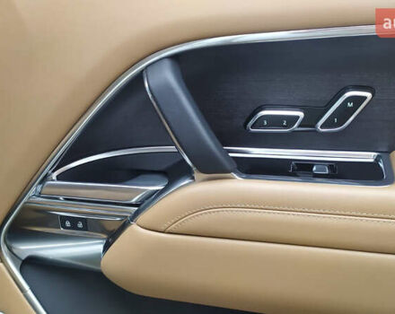 Белый Ленд Ровер Рендж Ровер, объемом двигателя 4.39 л и пробегом 115 тыс. км за 137000 $, фото 19 на Automoto.ua