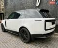 Ленд Ровер Рендж Ровер 2022 в Киеве на Automoto.ua Белый Ленд Ровер Рендж Ровер, объемом двигателя 4.4 л и пробегом 44 тыс. км за 167777 $, фото 6 на Automoto.ua