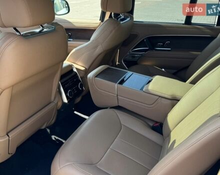 Білий Ленд Ровер Рендж Ровер, об'ємом двигуна 3 л та пробігом 18 тис. км за 175000 $, фото 17 на Automoto.ua