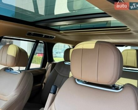 Білий Ленд Ровер Рендж Ровер, об'ємом двигуна 3 л та пробігом 18 тис. км за 175000 $, фото 12 на Automoto.ua