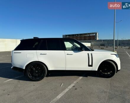 Білий Ленд Ровер Рендж Ровер, об'ємом двигуна 3 л та пробігом 80 тис. км за 150000 $, фото 5 на Automoto.ua