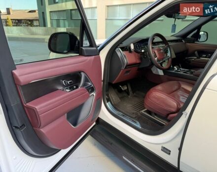 Белый Ленд Ровер Рендж Ровер, объемом двигателя 3 л и пробегом 46 тыс. км за 175000 $, фото 11 на Automoto.ua