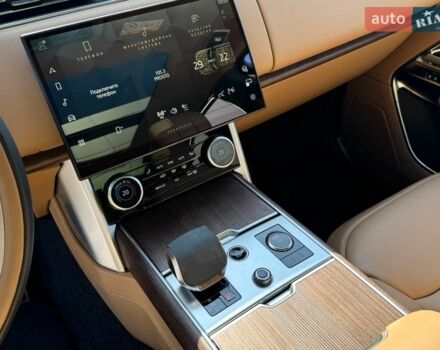 Білий Ленд Ровер Рендж Ровер, об'ємом двигуна 3 л та пробігом 18 тис. км за 175000 $, фото 14 на Automoto.ua