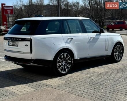 Білий Ленд Ровер Рендж Ровер, об'ємом двигуна 3 л та пробігом 18 тис. км за 175000 $, фото 4 на Automoto.ua