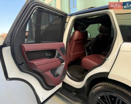 Белый Ленд Ровер Рендж Ровер, объемом двигателя 3 л и пробегом 46 тыс. км за 175000 $, фото 25 на Automoto.ua