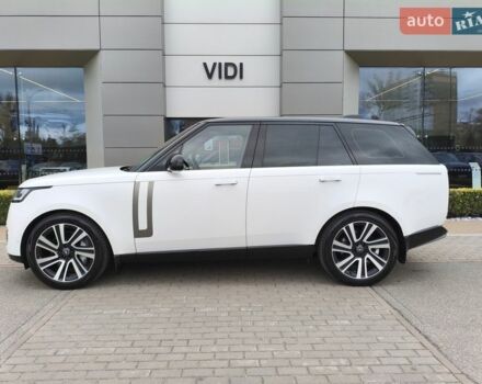 Білий Ленд Ровер Рендж Ровер, об'ємом двигуна 4.39 л та пробігом 72 тис. км за 149219 $, фото 3 на Automoto.ua