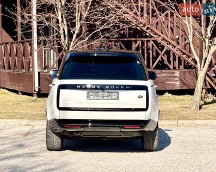 Белый Ленд Ровер Рендж Ровер, объемом двигателя 3 л и пробегом 46 тыс. км за 175000 $, фото 10 на Automoto.ua
