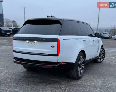 Белый Ленд Ровер Рендж Ровер, объемом двигателя 4.39 л и пробегом 20 тыс. км за 156000 $, фото 3 на Automoto.ua