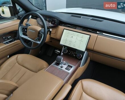 Білий Ленд Ровер Рендж Ровер, об'ємом двигуна 4.39 л та пробігом 72 тис. км за 149219 $, фото 70 на Automoto.ua