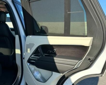 Білий Ленд Ровер Рендж Ровер, об'ємом двигуна 3 л та пробігом 80 тис. км за 150000 $, фото 37 на Automoto.ua