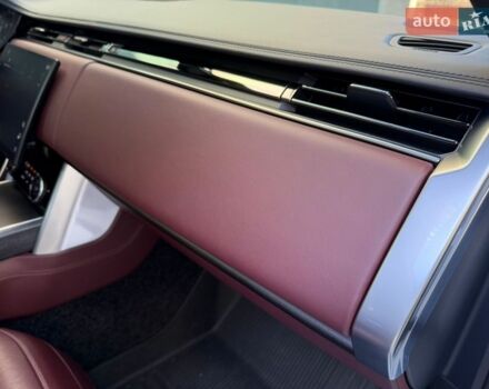 Белый Ленд Ровер Рендж Ровер, объемом двигателя 3 л и пробегом 46 тыс. км за 175000 $, фото 53 на Automoto.ua