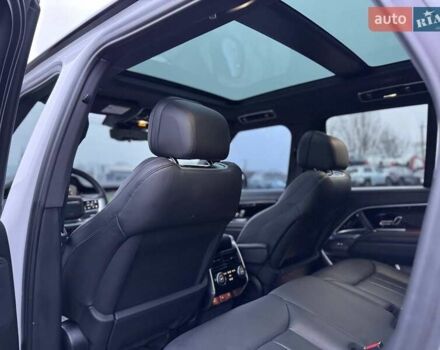 Белый Ленд Ровер Рендж Ровер, объемом двигателя 4.39 л и пробегом 20 тыс. км за 156000 $, фото 30 на Automoto.ua