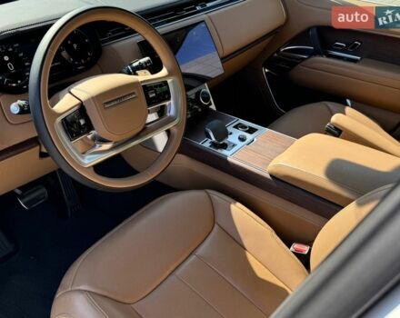 Білий Ленд Ровер Рендж Ровер, об'ємом двигуна 3 л та пробігом 18 тис. км за 175000 $, фото 10 на Automoto.ua