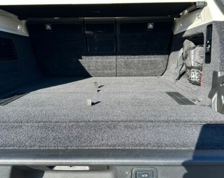 Білий Ленд Ровер Рендж Ровер, об'ємом двигуна 3 л та пробігом 80 тис. км за 150000 $, фото 36 на Automoto.ua