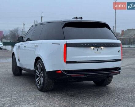 Белый Ленд Ровер Рендж Ровер, объемом двигателя 4.39 л и пробегом 20 тыс. км за 156000 $, фото 5 на Automoto.ua